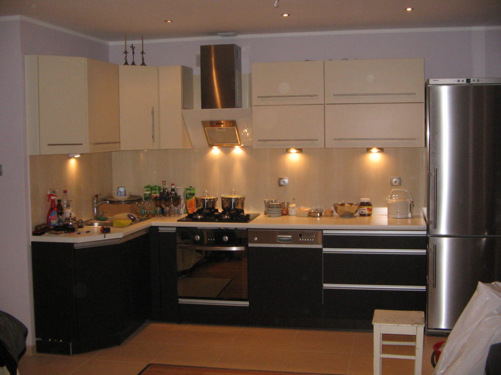 Realizacja kuchni - ciemne fronty